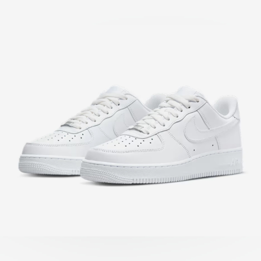 ‼️ SOLD ‼️Nike Air Force 1 '07 Men's 9 White Pre-owned - Picture 3 of 7